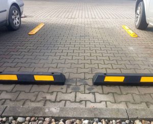 جداکننده جدا کننده پارکینگ جدا کننده فضا جدا کننده پارکینگ تولید کننده دیوایدر ارزانترین دیوایدر لوازم پارکینگ  تجهیزات پارکینگ ایمنی پارکینگ